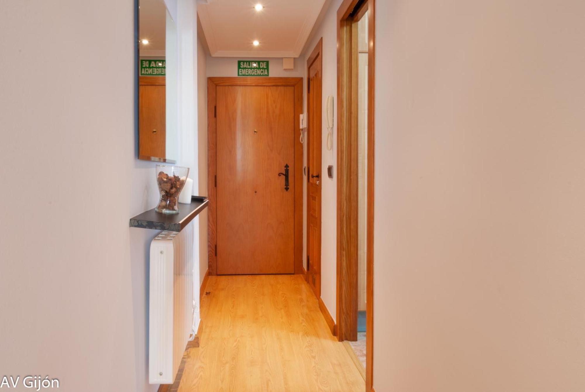 Av Premio Real 16 Apartment Gijón Exterior foto